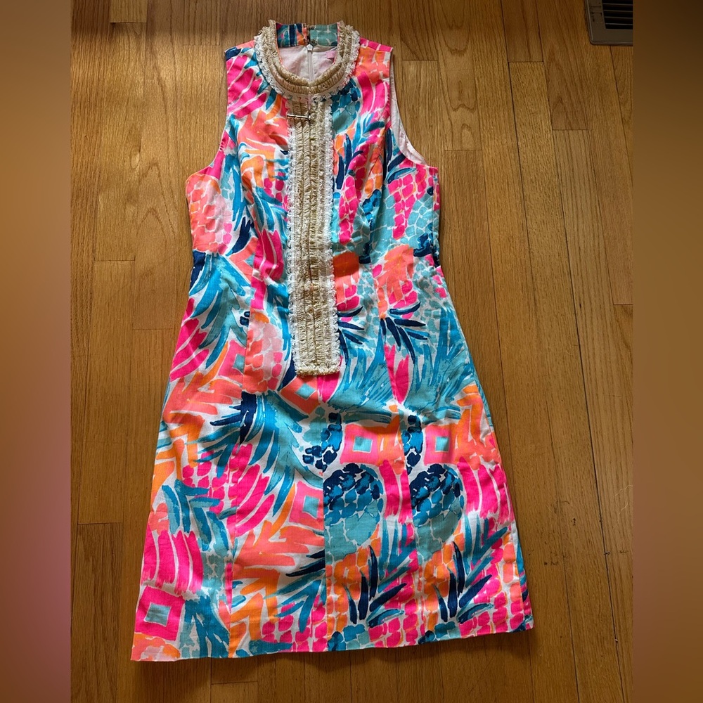 Lily Pulitzer  shift dress good condition size 4